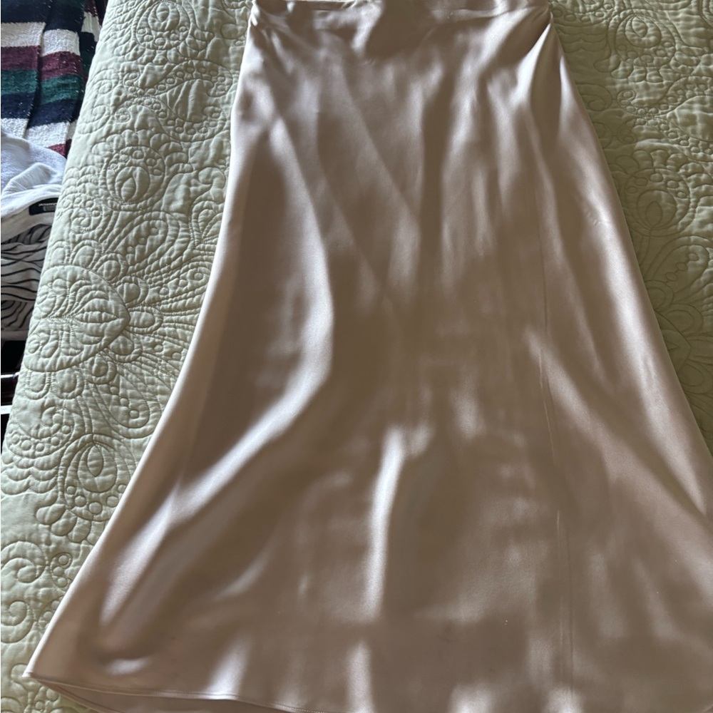 Quince Cream Maxi Skirt - Picture 4 of 5